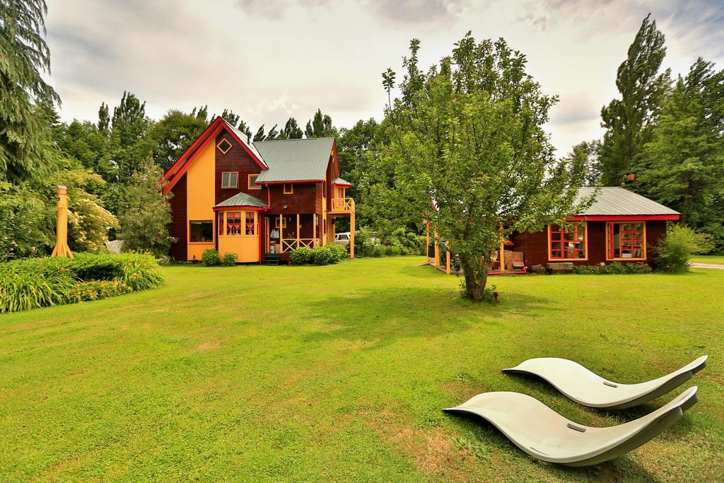 Hotel Y Cabanas Patagonia Green Puerto Aysen Exterior photo